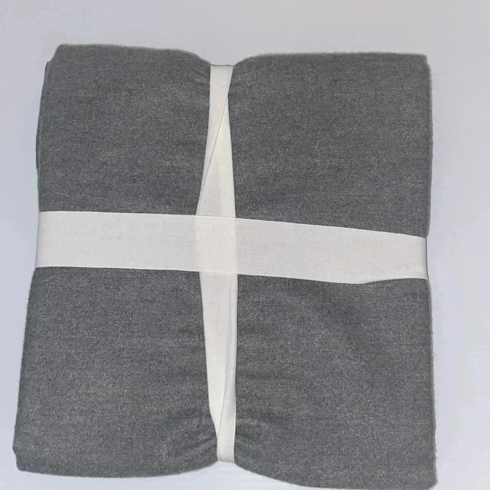 POTTERY BARN Accent Reversible Throw / Blanket Gray - NWT NEW - Picture 4 of 6